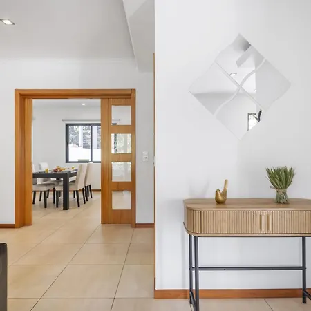 Til By Homie * Funchal